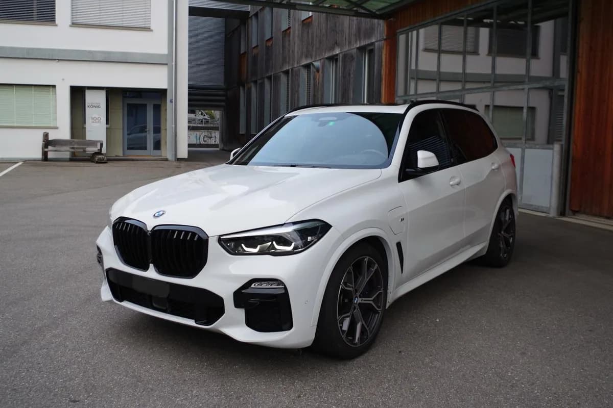 BMW X5 M Sport Éd. St. Moritz (1/50)