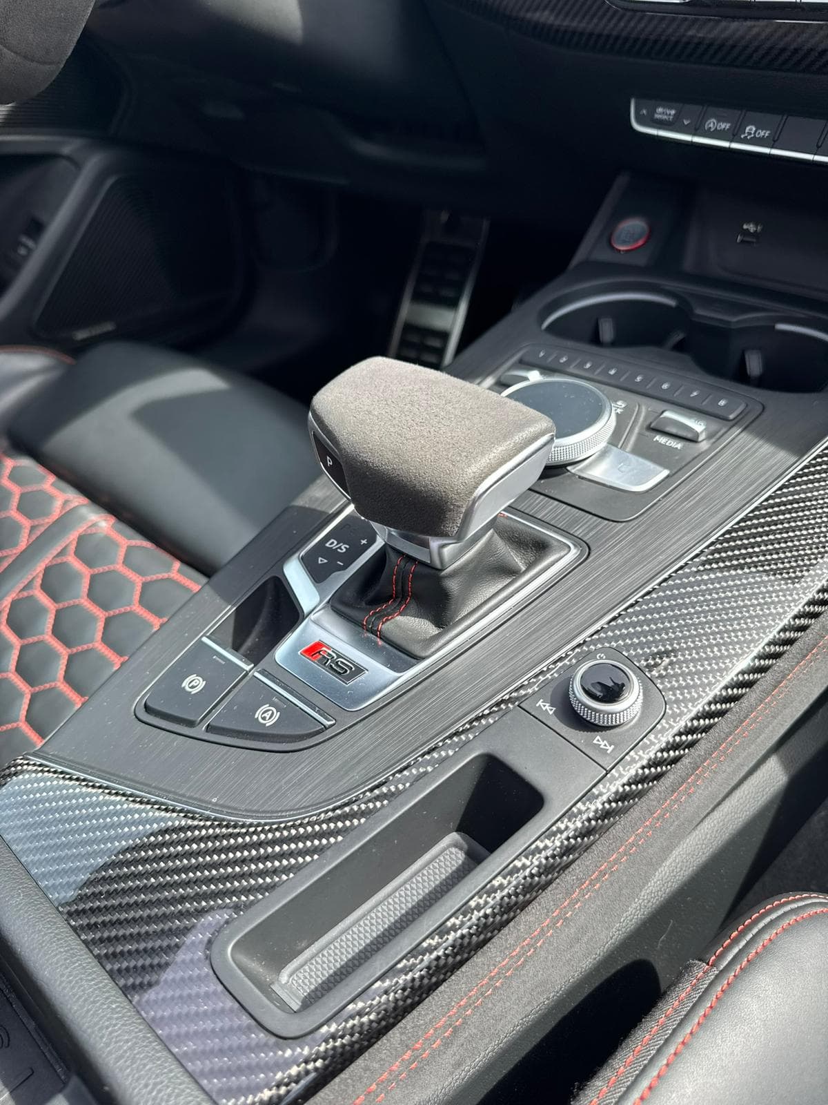 AUDI RS5 - Thumbnail 10