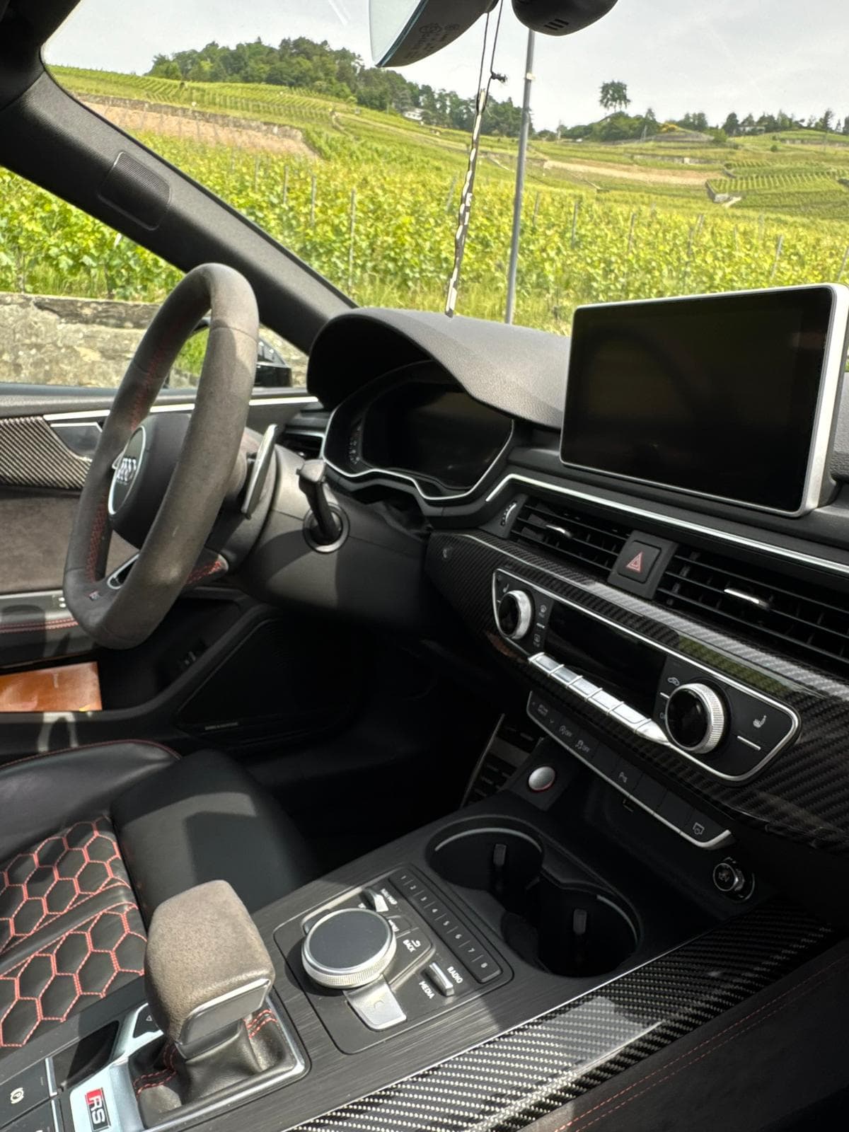 AUDI RS5 - Thumbnail 12