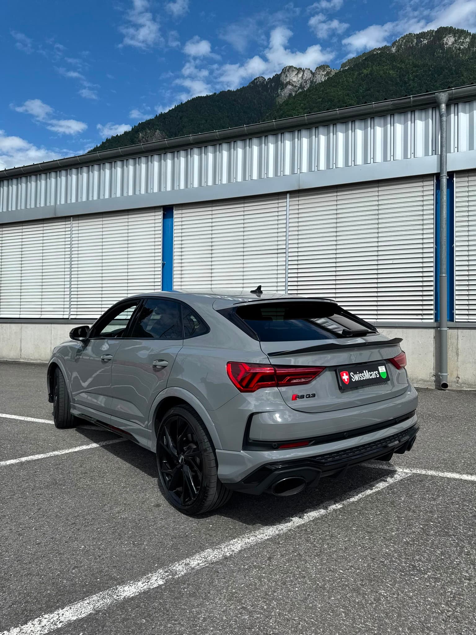 AUDI RSQ3 - Thumbnail 3