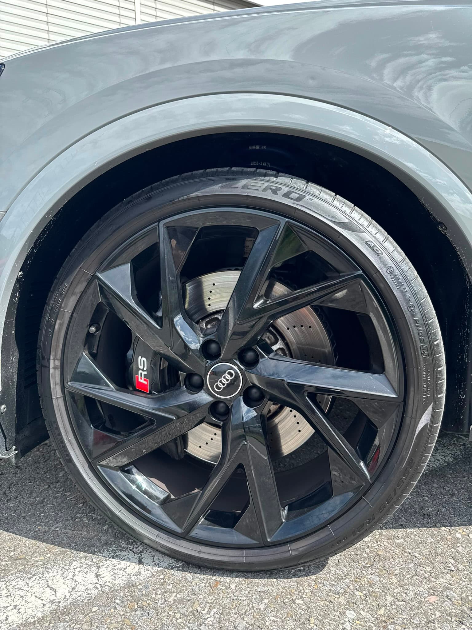 AUDI RSQ3 - Thumbnail 11