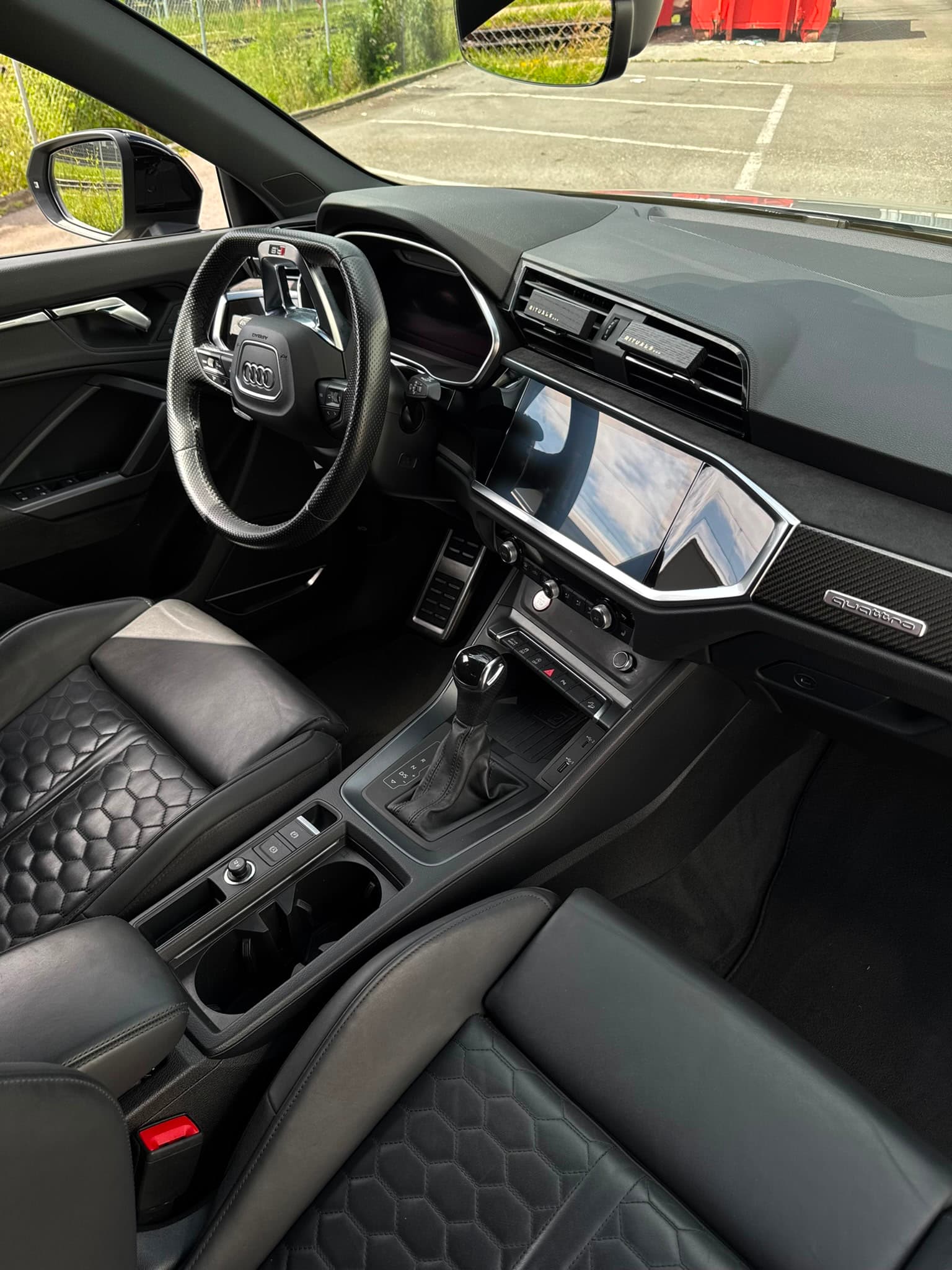 AUDI RSQ3 - Thumbnail 14