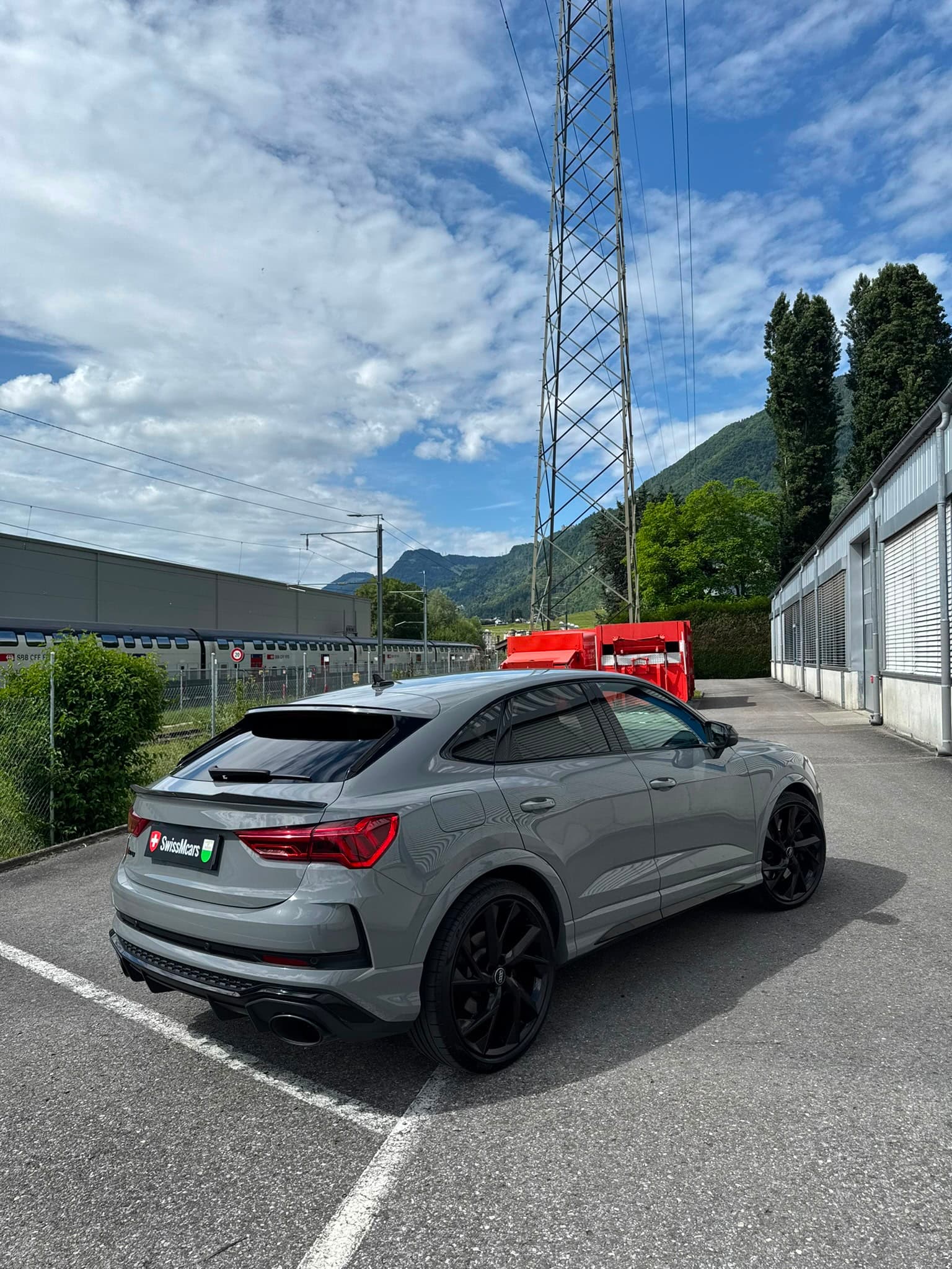 AUDI RSQ3 - Thumbnail 19