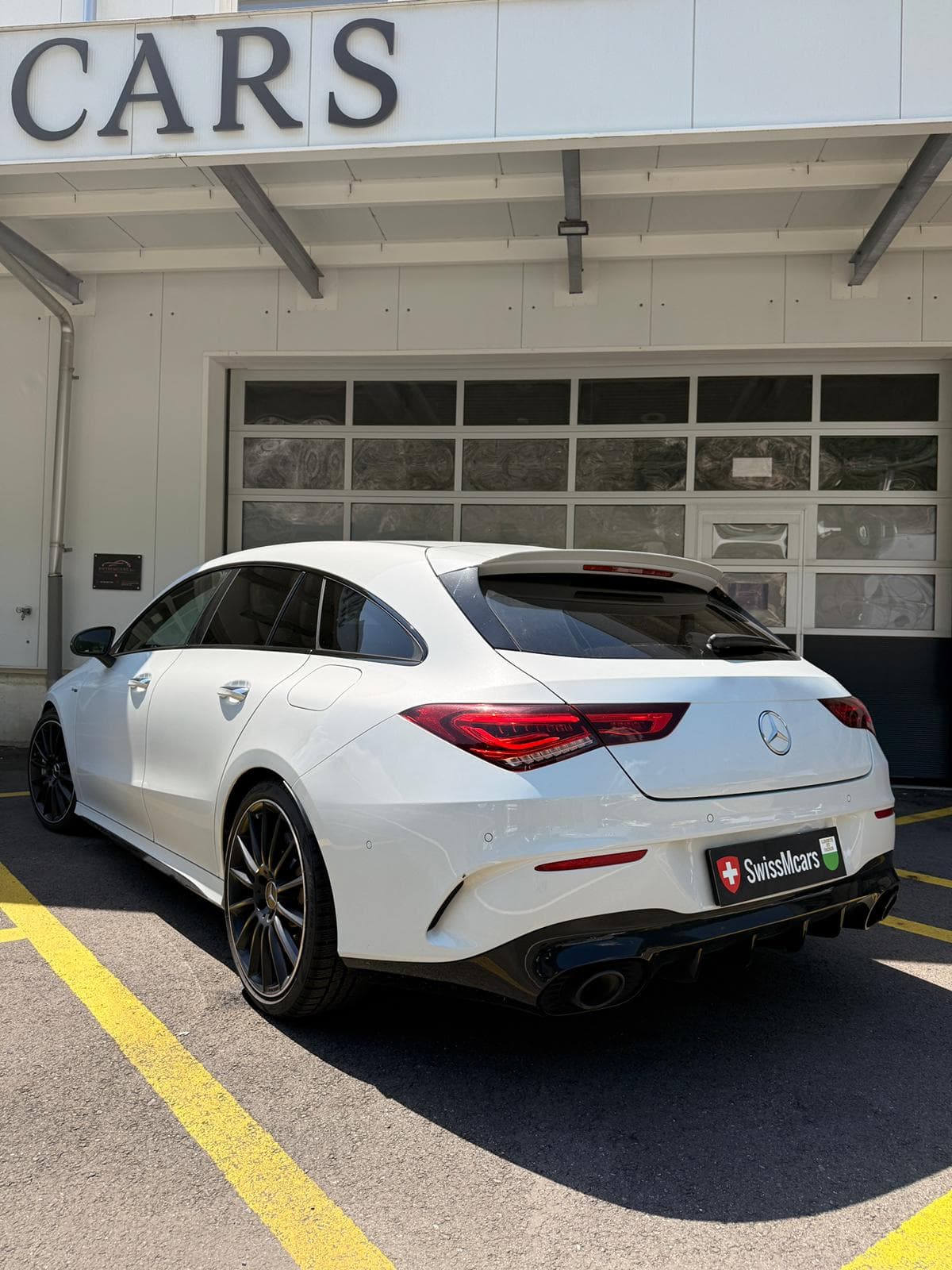 Mercedes CLA 35 AMG - Miniature 8