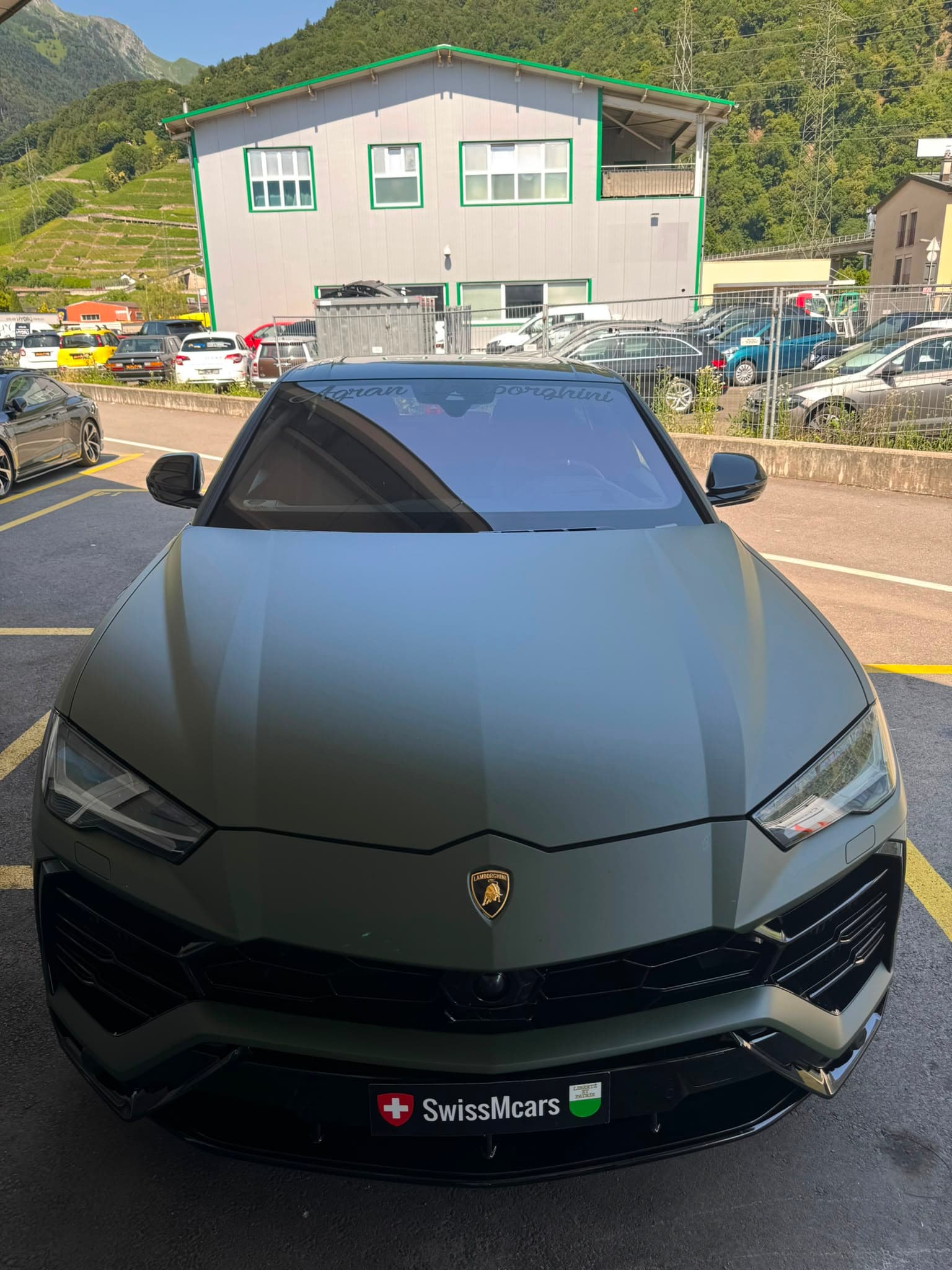Lamborghini Urus - Thumbnail 5