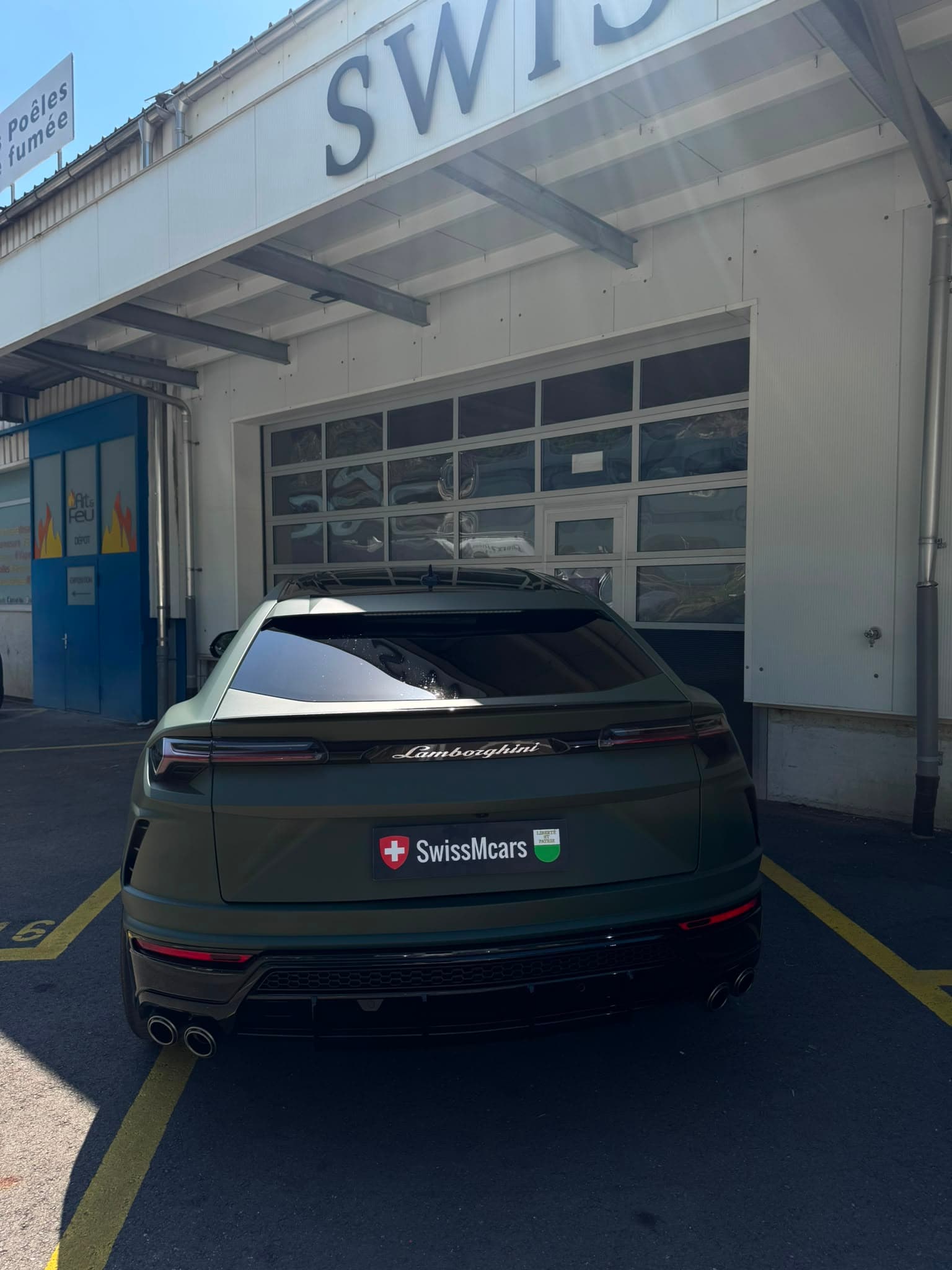 Lamborghini Urus - Thumbnail 7