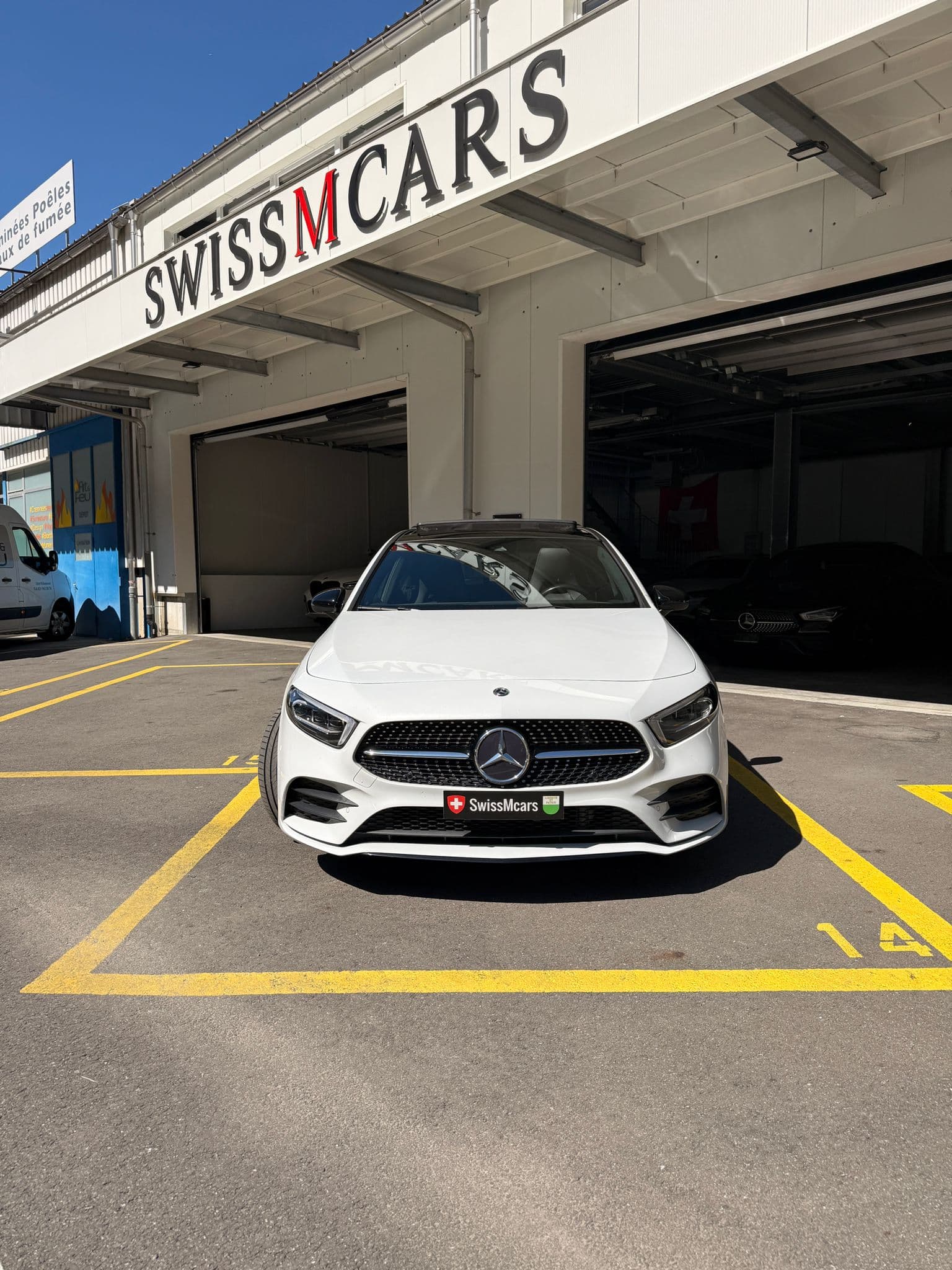 Mercedes-Benz Classe A 220 AMG - Thumbnail 2