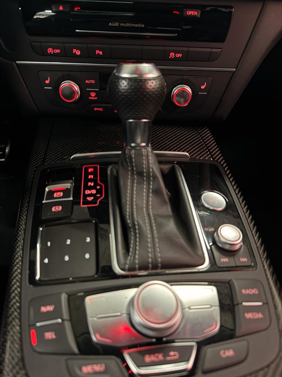 AUDI RS6 ABT - Miniature 15