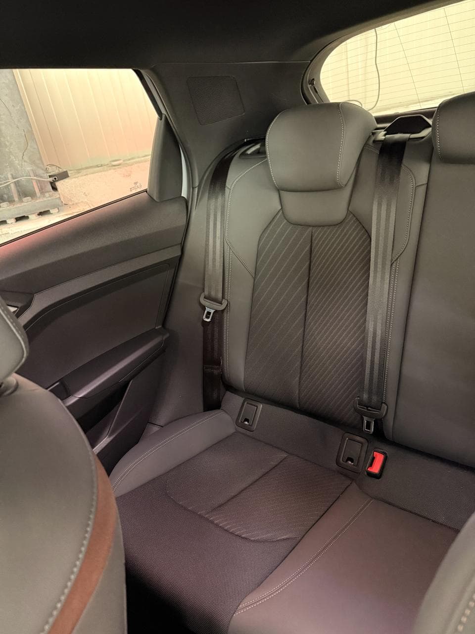 AUDI A1 Allstreet 30 Tfsi - Miniature 18
