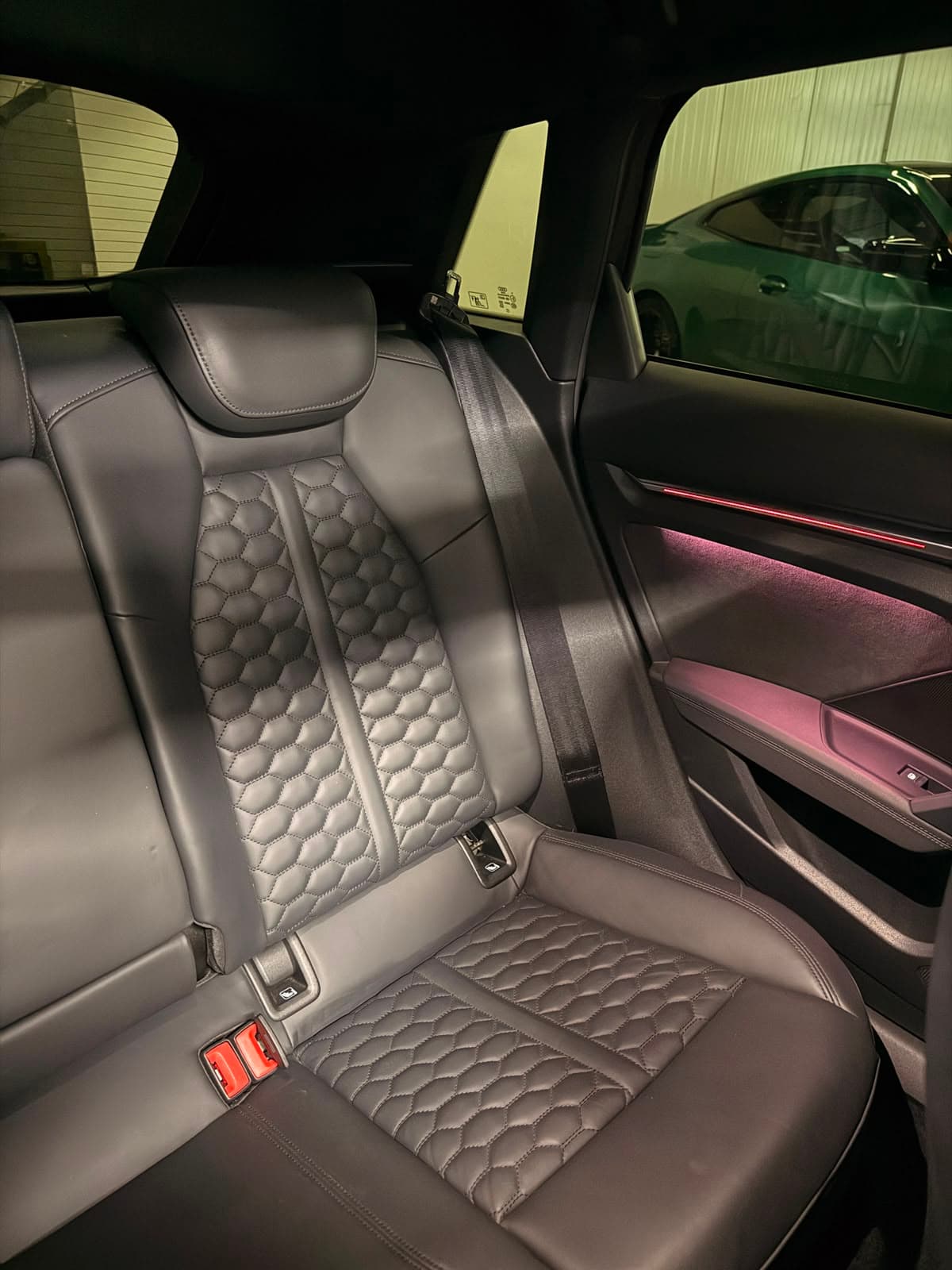 AUDI RS3 Sportback - Miniature 14